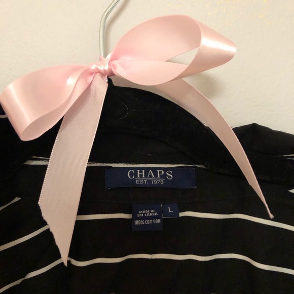 Button up - Picture 2 of 3